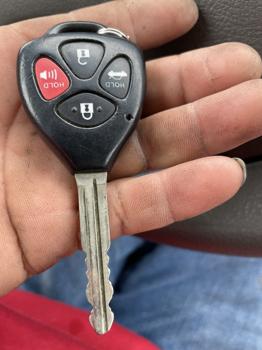 2011 toyota camry base with 187278 miles for sale near elk-river, minnesota 5c61bcc5a96f4be2acc4d14ec8863393.jpg