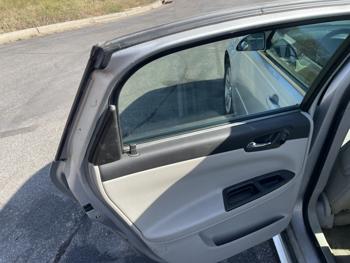 2011 chevrolet impala lt with 235179 miles for sale near elk-river, minnesota 5dc16ca309cf41db90ae19a14627aaf4.jpg