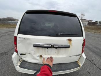 2010 chrysler town-and-country lx with 219166 miles for sale near elk-river, minnesota 61d51d8c32b7412680765f51ae598db6.jpg