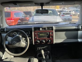 2007 toyota fj-cruiser sel with 303661 miles for sale near elk-river, minnesota 654aeb092d4e444fb86cdd0db31d01be.jpg