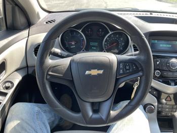 2012 chevrolet cruze ls with 173020 miles for sale near elk-river, minnesota 662215c2335f406cbb4f88419e9a5c18.jpg