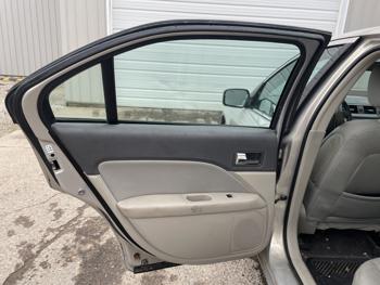 2010 ford fusion se with 109118 miles for sale near elk-river, minnesota 66258f87706644b78e0e45d993fde196.jpg