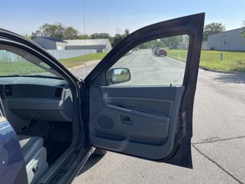 2006 jeep grand-cherokee laredo with 190993 miles for sale near elk-river, minnesota 66bf3813bf244f098afdc007e38cd2d3.jpg