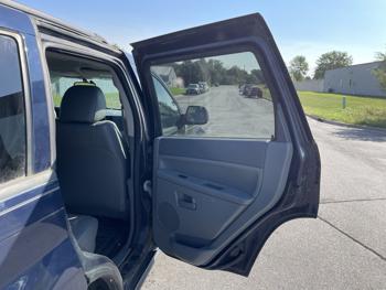 2006 jeep grand-cherokee laredo with 190993 miles for sale near elk-river, minnesota 68dd4f6f275e47d5969ec1603cb28dea.jpg