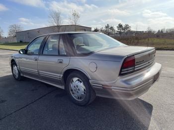 1997 oldsmobile cutlass-supreme sl with 104271 miles for sale near elk-river, minnesota 695d70f1e5fa415d9aa55dd703b4f807.jpg