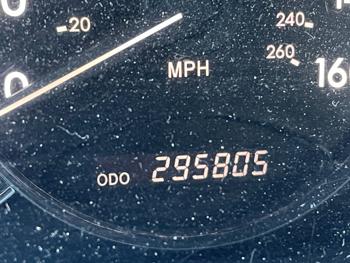 2005 toyota avalon xl with 295805 miles for sale near elk-river, minnesota 6b7ab77b2ecd415287a8745da54aa517.jpg