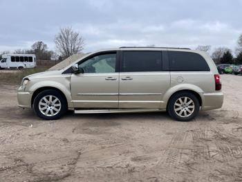 2012 chrysler town-and-country sel with 260369 miles for sale near elk-river, minnesota 6c0205fe9ec847d7abf8a312db413eb3.jpg