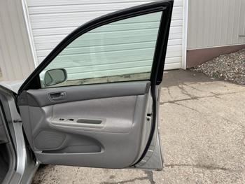 2002 toyota camry se with 214469 miles for sale near elk-river, minnesota 73e9244083ce42de93667ee6172fb58d.jpg