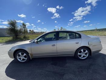 2005 nissan altima sel with 181963 miles for sale near elk-river, minnesota 742f76d4312040feb58bde3417f41e11.jpg