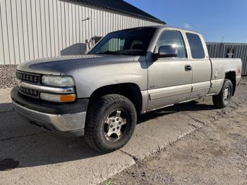 2000 chevrolet silverado 1500 with 233829 miles for sale near elk-river, minnesota 779118ee12514945ab19518d06d698af.jpg
