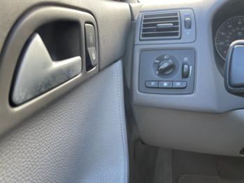 2005 volvo s40 sel with 104898 miles for sale near elk-river, minnesota 7bdc2da72a2041f9925be8d25ca67e4e.jpg