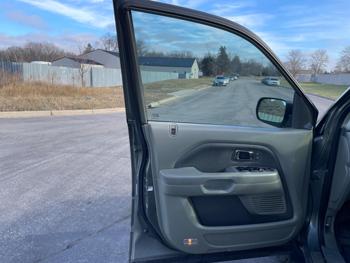 2007 honda pilot lx with 191773 miles for sale near elk-river, minnesota 827f8d913f6c4bc6a513856af8f487cd.jpg