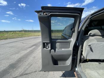 2005 chevrolet silverado-1500 1500 with 189427 miles for sale near elk-river, minnesota 8982eb576b2045bdb3510a74e495c10b.jpg