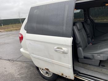 2007 dodge caravan-grand-caravan sxt with 96603 miles for sale near elk-river, minnesota 9460b35740814860b1902401f6bbb45d.jpg