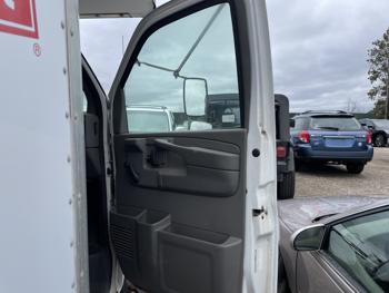 2004 chevrolet express sel with 162588 miles for sale near elk-river, minnesota 957fe0840a034d62b628d261dac90f9d.jpg