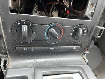 2005 ford mustang deluxe for sale near elk-river, minnesota 995cbdc1b56041cca931e8488ab9a6e6.jpg