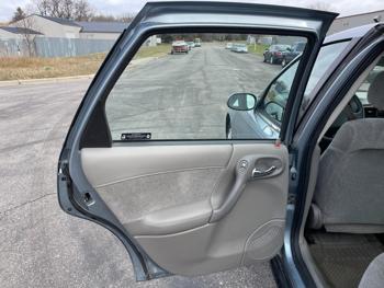 2002 saturn ls1 with 235113 miles for sale near elk-river, minnesota 9ac5bfaebe5444ccb5dd10aa93204b7a.jpg