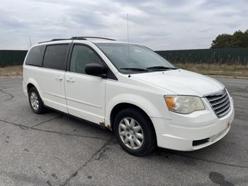 2010 chrysler town-and-country lx with 219166 miles for sale near elk-river, minnesota 9f1c9c5851b442fa8d7cabff0dbf7f5f.jpg