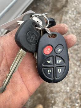 2007 toyota sienna xle with 215279 miles for sale near elk-river, minnesota a39811ff4add476e875a2dbaf2b3e791.jpg
