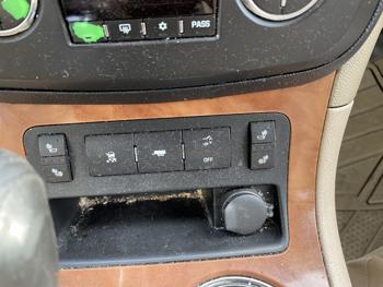 2007 saturn outlook sel with 206327 miles for sale near elk-river, minnesota a56e85ab15254318bc2744ee059137ec.jpg