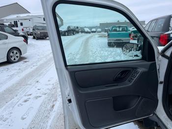 2007 ford escape with 188498 miles for sale near elk-river, minnesota a86d0549339e45729c22df79f8042ac9.jpg