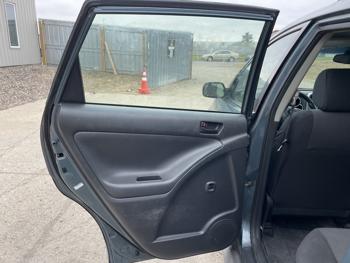 2007 pontiac vibe base with 299999 miles for sale near elk-river, minnesota accaf1d5cd8a4e50bd78c81d74d6abbc.jpg