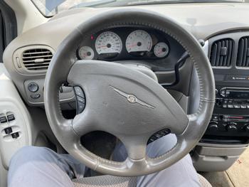 2007 chrysler town-&-country touring with 216573 miles for sale near elk-river, minnesota af394c0c28d84f69aa23b723b66c484a.jpg