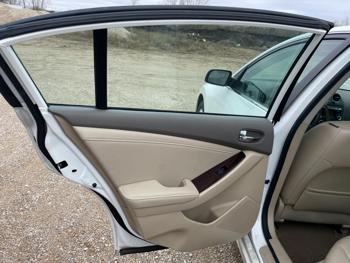2011 nissan altima sel with 116951 miles for sale near elk-river, minnesota b175d7165d2d47249b5a6d2d3d9a55c8.jpg