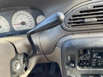 2000 chrysler town-and-country limited with 184467 miles for sale near elk-river, minnesota b1e6a3679f064299958a3fdf68fbcf0e.jpg