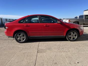 2005 volvo s40 sel with 104898 miles for sale near elk-river, minnesota b4fbaf759b294b69b83775532725624a.jpg