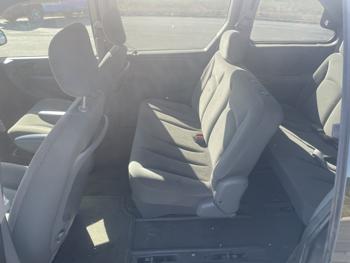 2006 chrysler town-and-country sel with 207153 miles for sale near elk-river, minnesota b62bbd0ae555423daa566d3608a19f03.jpg