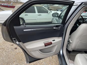 2006 chrysler 300c sel with 144880 miles for sale near elk-river, minnesota b6a89d36cf2842bda65e7aeeff7061ac.jpg