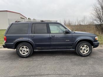 1999 ford explorer xls with 347393 miles for sale near elk-river, minnesota b6cd319eb59344abbd75c8af2a5c0a74.jpg