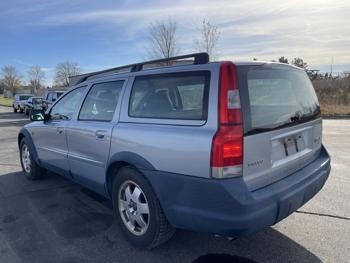 2001 volvo v70 with 186232 miles for sale near elk-river, minnesota bc8acd6a998b41eba7fdbfdf5948729d.jpg
