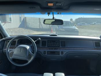 1997 lincoln town-car sel with 171572 miles for sale near elk-river, minnesota bfab688310d7437183b222f9402f76ec.jpg