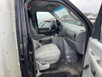 2003 ford e-350 with 214526 miles for sale near elk-river, minnesota c5859fdfff0f4a84a065fd09d473423f.jpg