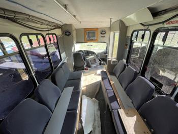 2001 ford e-350-sd sel with 110286 miles for sale near elk-river, minnesota cb64478bd6e44c9eac5775099d863549.jpg