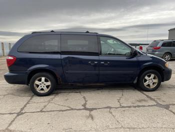 2005 dodge caravan-grand-caravan sxt with 184852 miles for sale near elk-river, minnesota ce1177b2d4d240299ee76426f0ca694c.jpg