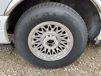 1997 lincoln town-car sel with 257716 miles for sale near elk-river, minnesota d86608b7a9a043e4ad443654623445ec.jpg