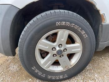 2006 ford escape-hybrid sel with 185605 miles for sale near elk-river, minnesota d8cdb5e5033a4df6a26c52fe33dfed55.jpg