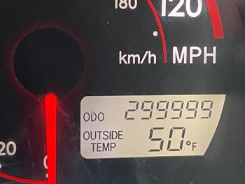 2007 pontiac vibe base with 299999 miles for sale near elk-river, minnesota dadd1734ebac48688090eef21d8f4d98.jpg