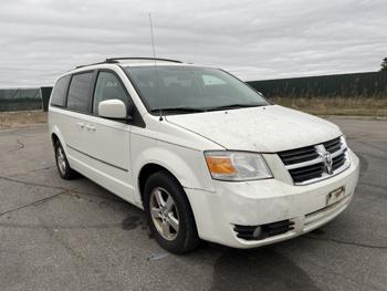 2010 dodge grand-caravan sxt with 188284 miles for sale near elk-river, minnesota e1d745e4e5484b58b8468dd5109c10fc.jpg