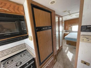 1999 ford motorhome-chassis super-duty with 106821 miles for sale near elk-river, minnesota e2689eefadcf43d1bc8231387edd88c2.jpg