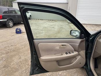 2001 toyota camry sel with 169411 miles for sale near elk-river, minnesota e44d7a9e3bd24661bd627060925d0f88.jpg
