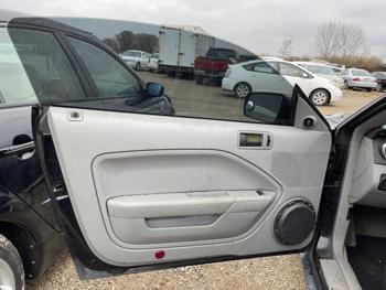 2005 ford mustang deluxe for sale near elk-river, minnesota e9b91bea01204b7dbe75f4fd697abcef.jpg