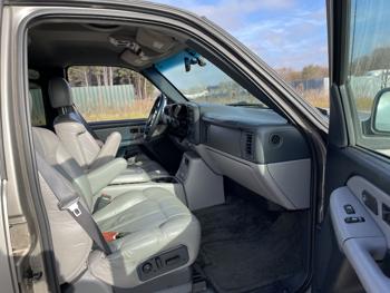 2001 chevrolet tahoe with 265949 miles for sale near elk-river, minnesota e9df2597380a418c9b7bd2d18bf3000e.jpg