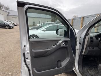 2005 nissan pathfinder sel with 260382 miles for sale near elk-river, minnesota f2adc9e7110646d29491b1e61d042282.jpg