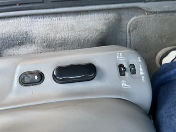 2001 lincoln navigator-l sel with 216101 miles for sale near elk-river, minnesota f483efa3aa954fdaaeb74c0ace9f0ee8.jpg