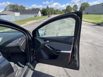 2013 ford focus se with 152963 miles for sale near elk-river, minnesota f49b36f35803414a9a304a5e1c6dd311.jpg