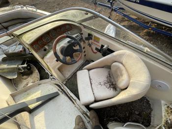 2006 larson escape for sale near elk-river, minnesota f8bb6bc14bf646b0b22b242a62645a42.jpg